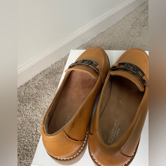 Rockport Women's Kacey Chain Loafers Elegant Tan Career Comfy Bussines Size 8.5 - Picture 10 of 10